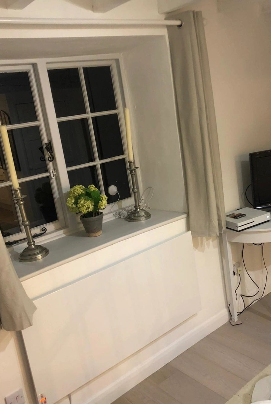 Orchid Far Infrared Metal Heater with Built-In Digital Thermostat – Stylish & Energy-Efficient Heating - Black (400W-1000W)